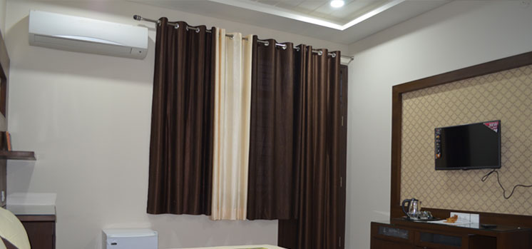 a safe & secure comfortable home stay in Jaipur a safe & secure comfortable home stay in Jaipur